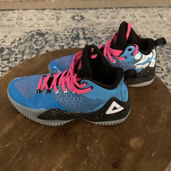 Peak Tennis Shoes, 7, Blue &   Pink - Picture 4 of 6